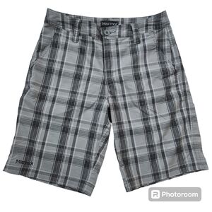 Marmot size 30 Grey Plaid Shorts